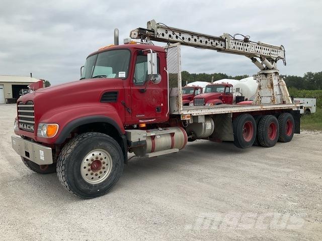 Mack CV713 Drugi tovornjaki