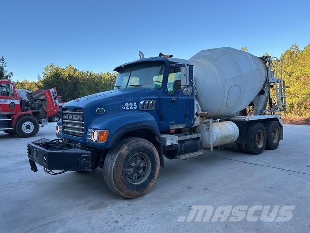 Mack CV713 Drugi tovornjaki
