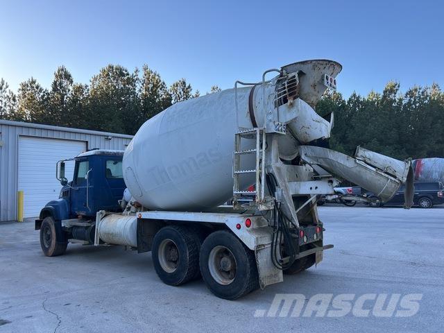 Mack CV713 Drugi tovornjaki