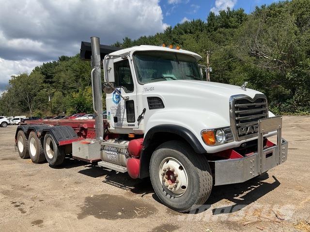 Mack CV713 Komunalni tovornjaki