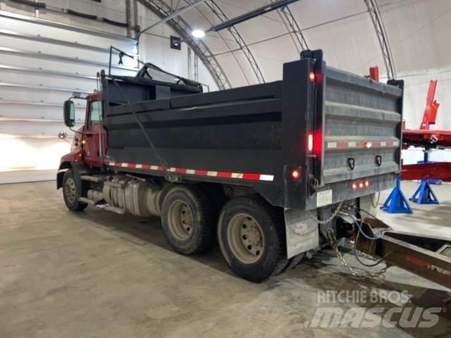 Mack CXU613 Kiper tovornjaki