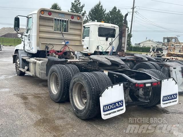 Mack CXU613 Vlačilci