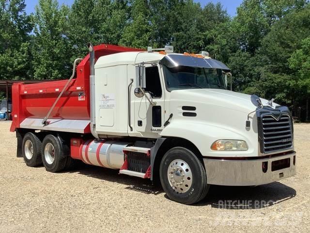 Mack CXU613 Kiper tovornjaki