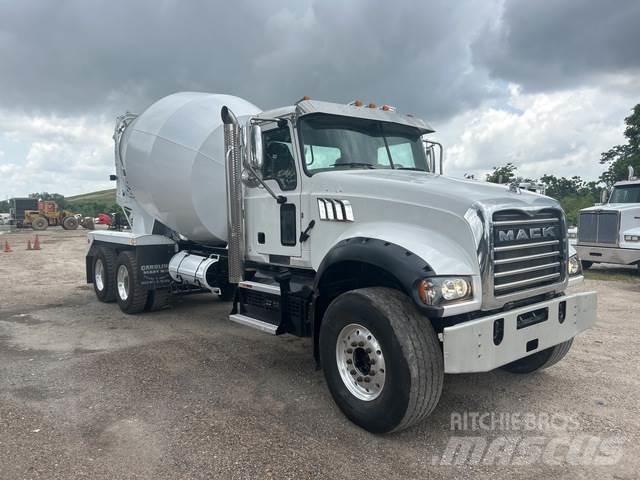 Mack GR64F Drugi tovornjaki