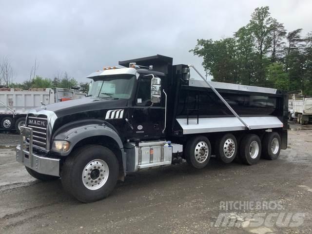 Mack GR64F Kiper tovornjaki