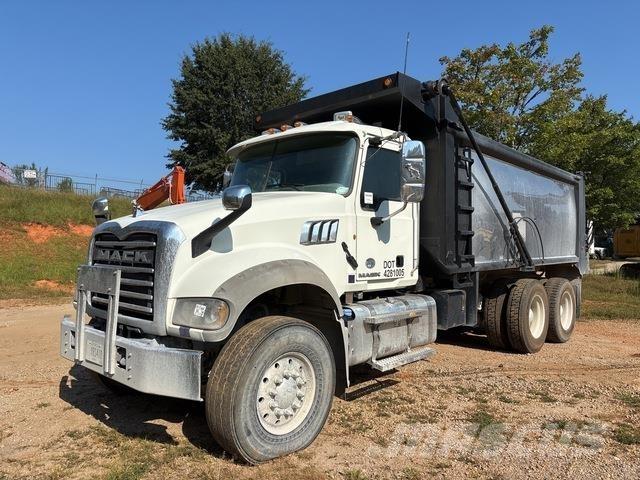 Mack GU713 Kiper tovornjaki