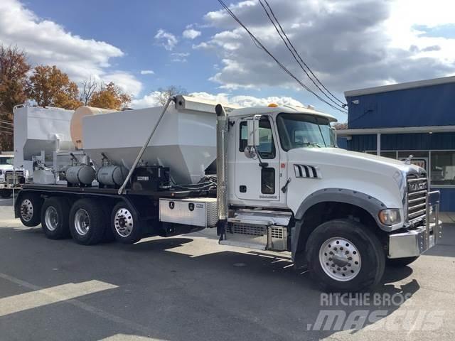 Mack GU713 Avtomešalci za beton