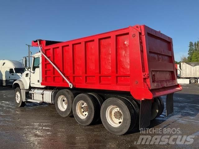 Mack GU713 Kiper tovornjaki