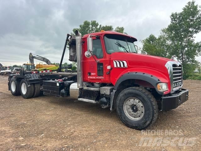 Mack GU713 Komunalni tovornjaki