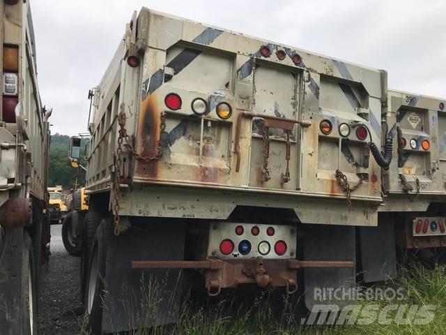 Mack GU713 Snežne deske in plugi
