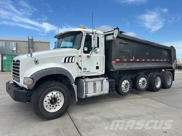 Mack GU713 Kiper tovornjaki