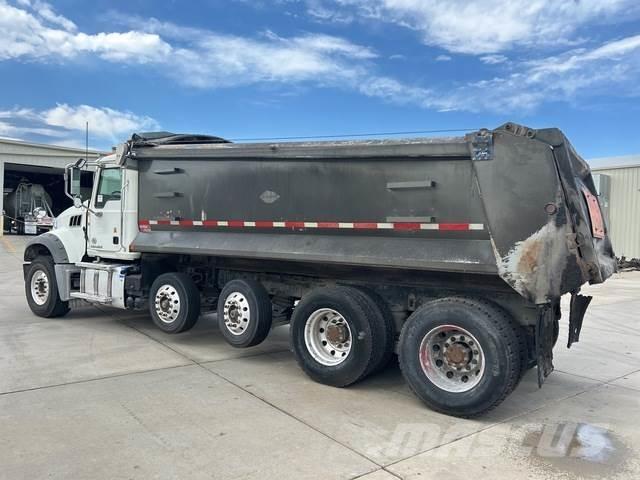 Mack GU713 Kiper tovornjaki
