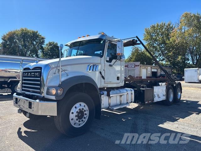 Mack GU713 Komunalni tovornjaki