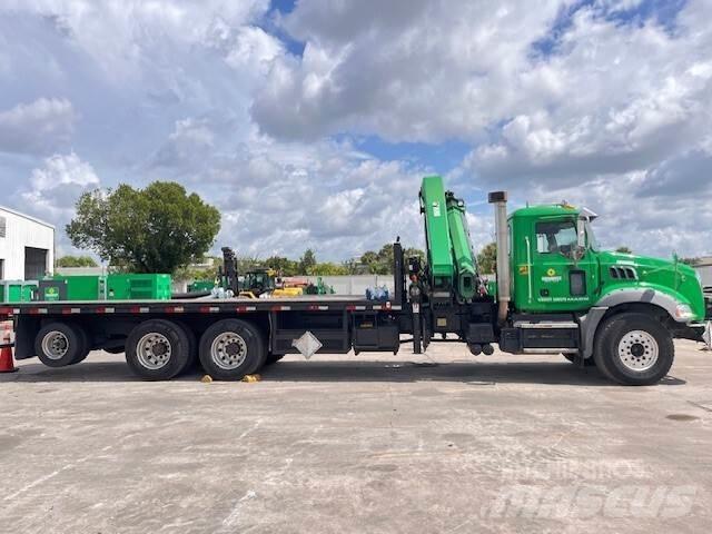 Mack GU813 Drugi tovornjaki