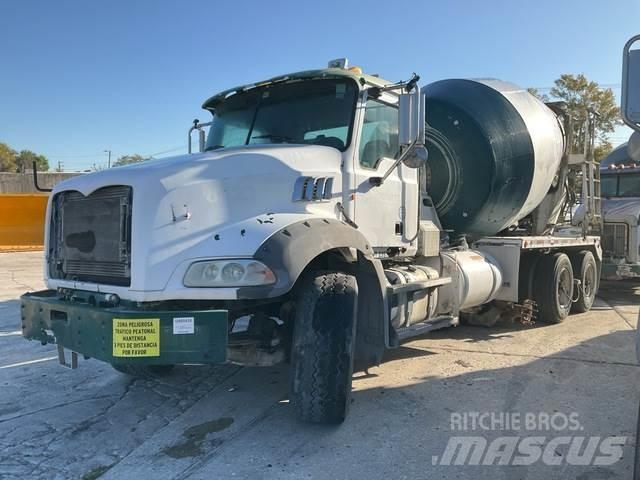 Mack GU813 Drugi tovornjaki