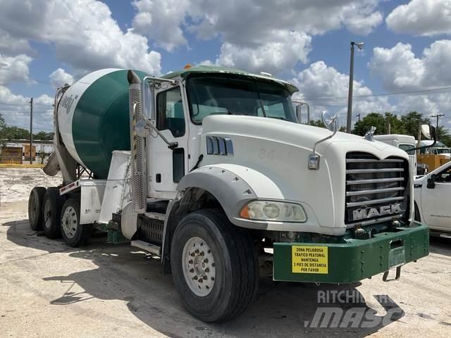 Mack GU813 Drugi tovornjaki