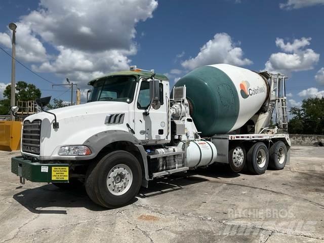 Mack GU813 Drugi tovornjaki