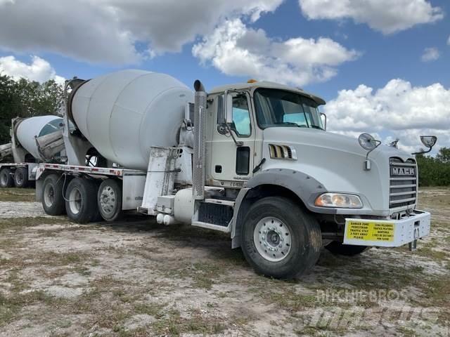 Mack GU813 Drugi tovornjaki