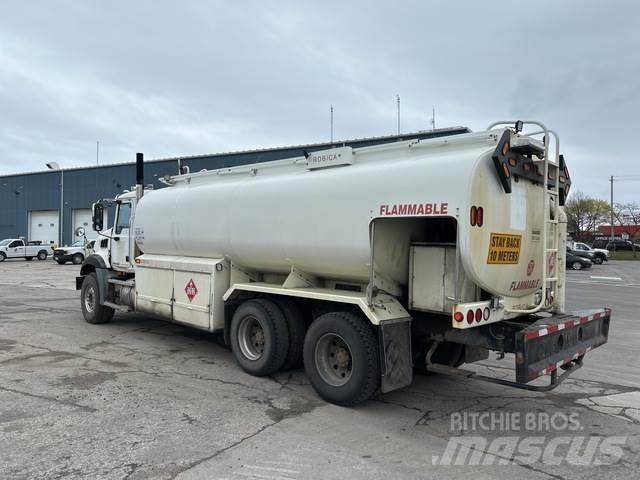 Mack GU813 Tovornjaki cisterne