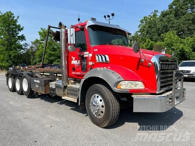 Mack GU813 Komunalni tovornjaki