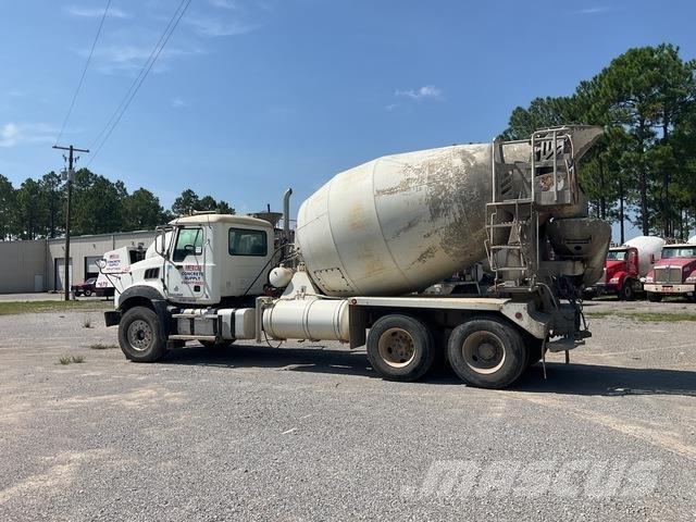 Mack GU813 Drugi tovornjaki