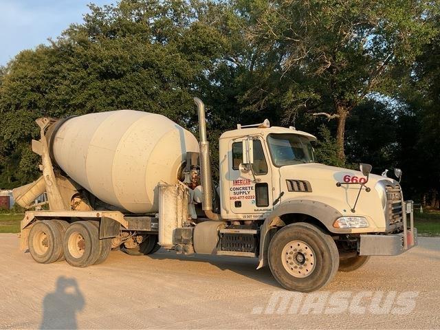 Mack GU813 Drugi tovornjaki