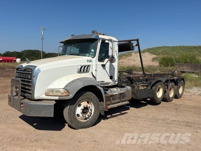 Mack GU813 Komunalni tovornjaki