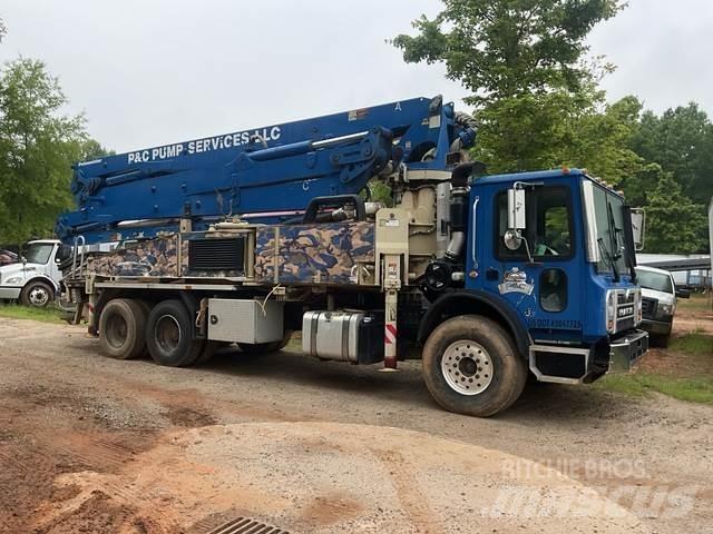 Mack MRU613 Kamionske črpalke za beton