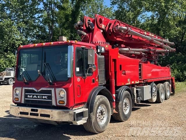 Mack MRU613 Kamionske črpalke za beton