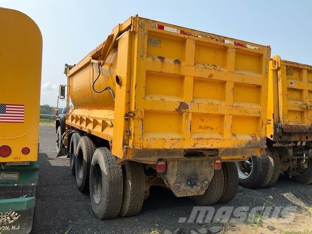 Mack RD686SX Kiper tovornjaki