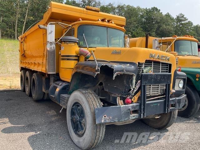 Mack RD686SX Kiper tovornjaki