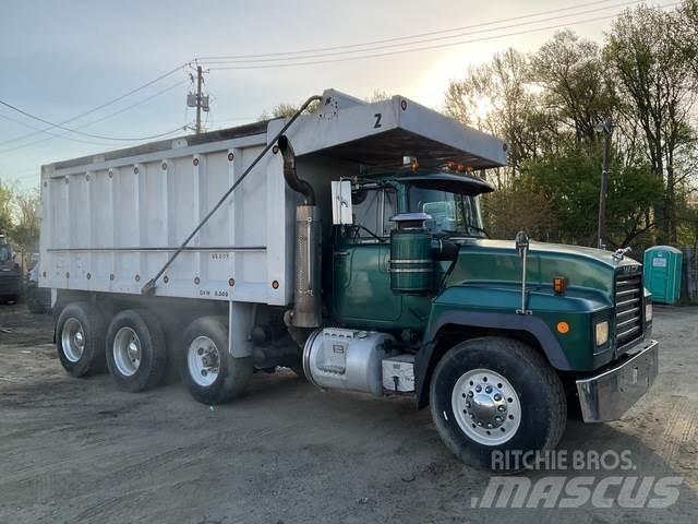 Mack RD688S Kiper tovornjaki