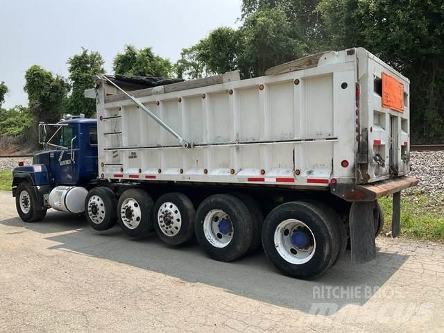 Mack RD688S Kiper tovornjaki