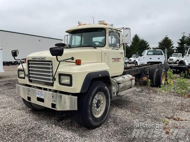 Mack RD688S Kabine in notranjost