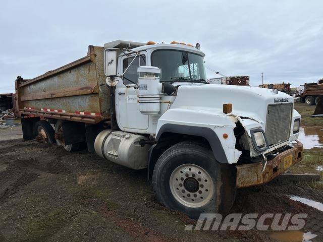Mack RD688S Kiper tovornjaki