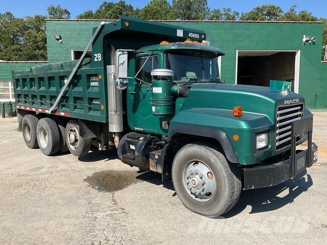 Mack RD690S Kiper tovornjaki