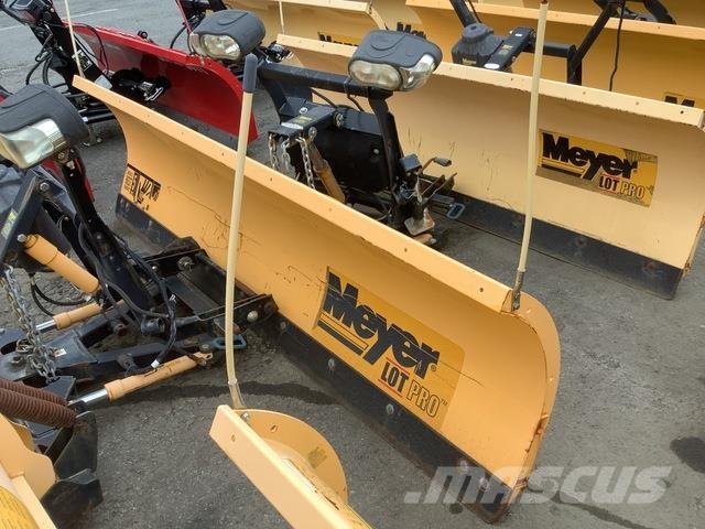 Meyer LP-9.0 Snežne deske in plugi