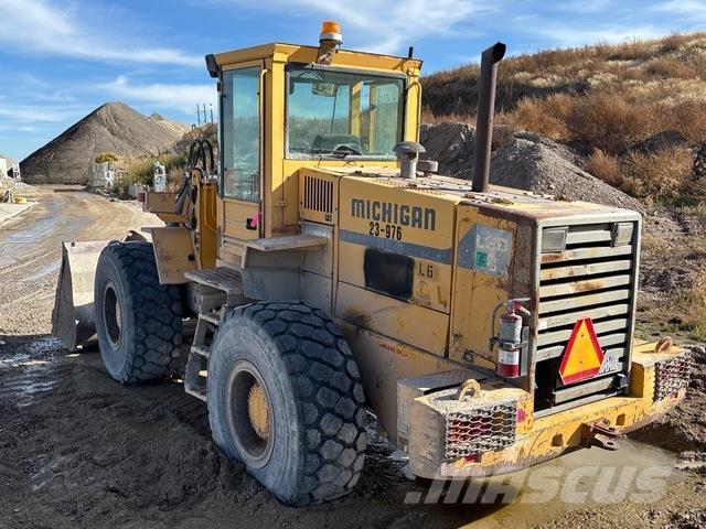 Michigan L90 Kolesni nakladalci