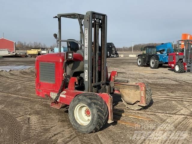 Moffett M55 Mobilni viličarji