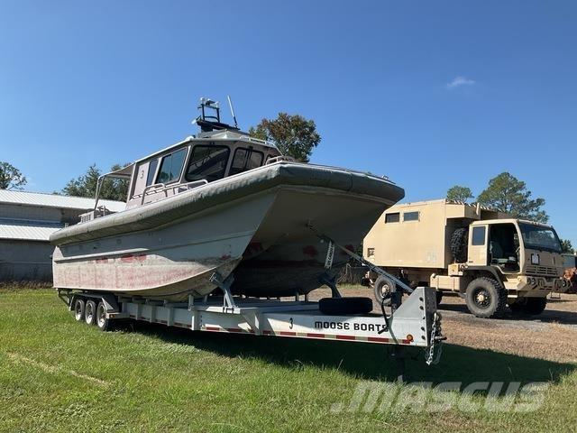  Moose M2-35 Delovni čolni/barže