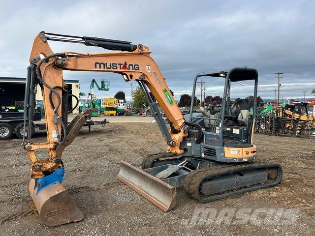 Mustang 450Z Bagri goseničarji