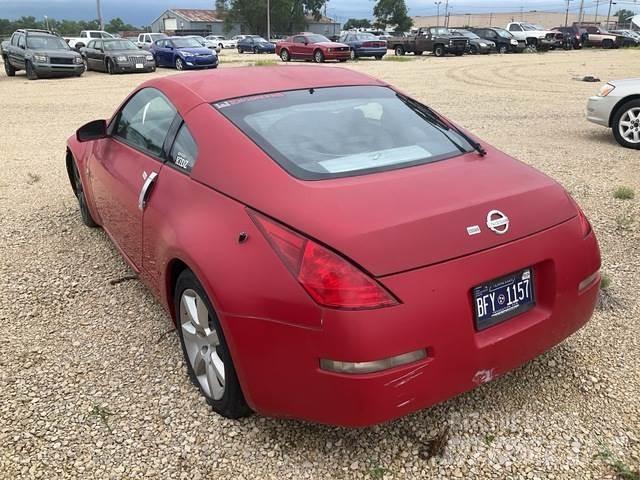 Nissan 350Z Avtomobili