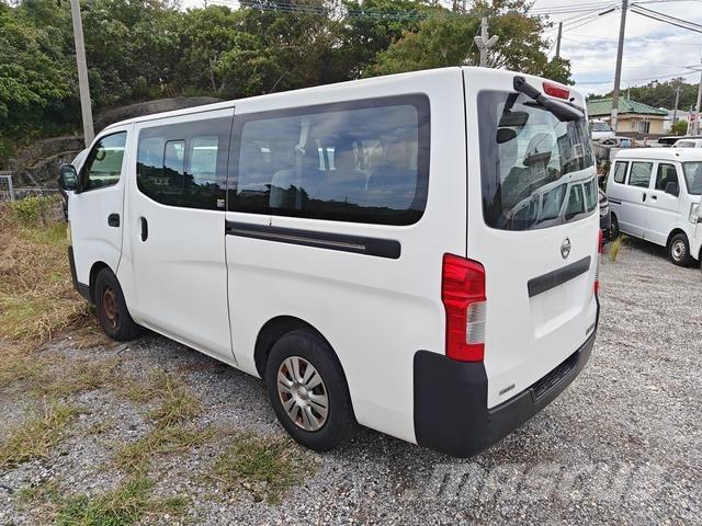 Nissan Caravan Mini avtobusi