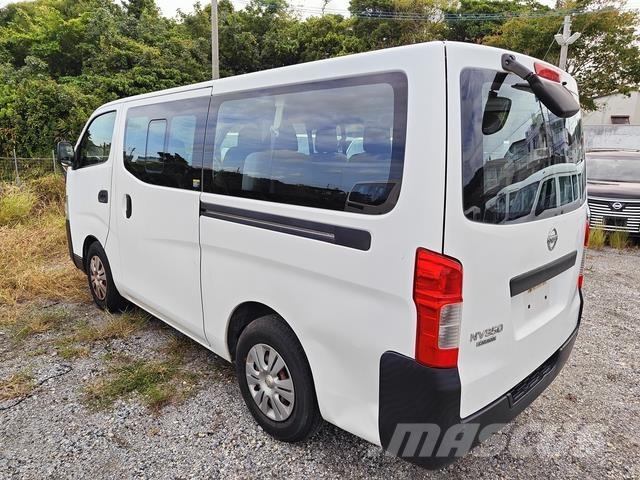 Nissan Caravan Mini avtobusi