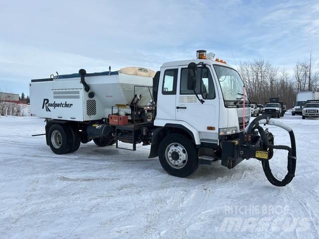 Nissan UD3300 Avtomešalci za beton