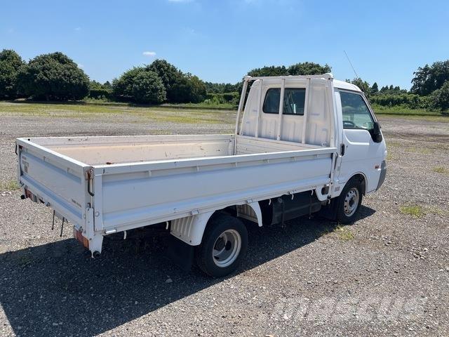 Nissan VANETTE Drugi