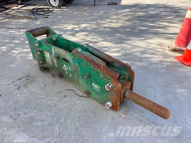 Okada ORV1300 Kladiva