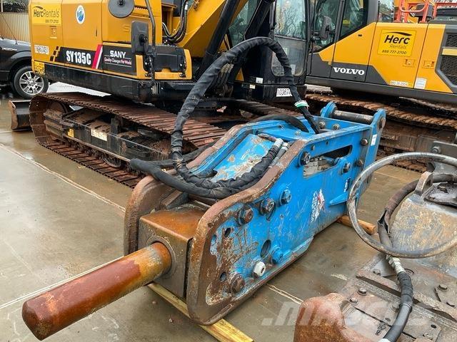 Okada Top 400 Kladiva