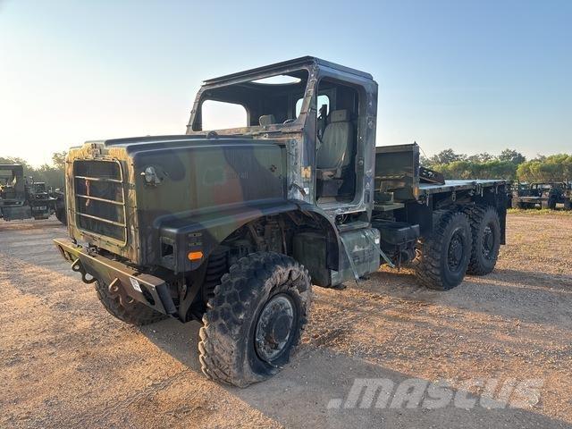 Oshkosh  Tovornjaki zabojniki