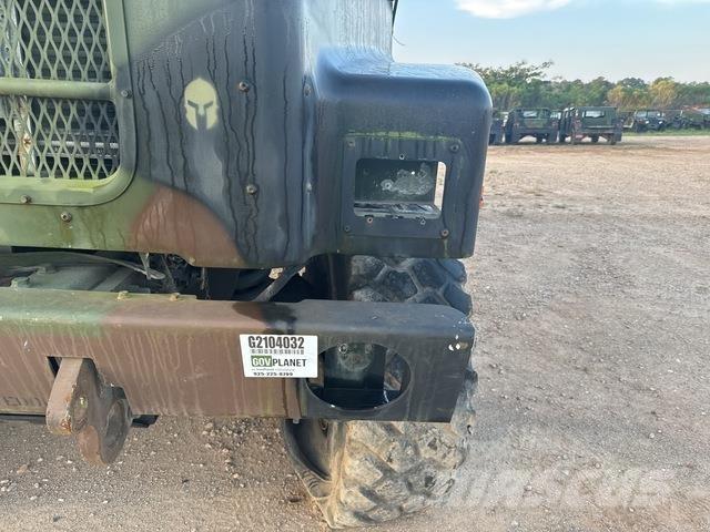 Oshkosh  Tovornjaki zabojniki